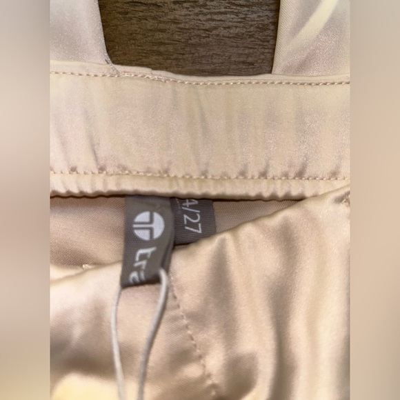 Tractr Light Beige Cargo Satin Trousers Pants Wide Leg Elastic waistband Sz 4/27 - Picture 7 of 12